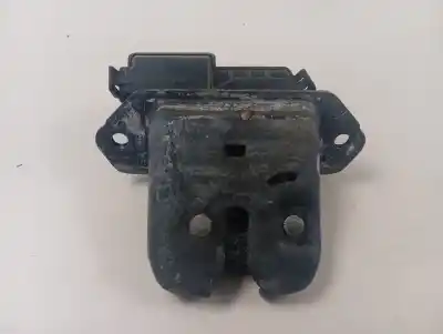 Second-hand car spare part trunk lock for dacia duster iii eco-g 100 essential oem iam references 905030754r