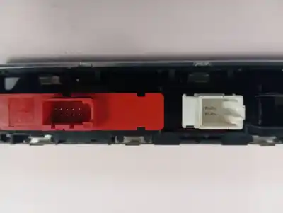 Автозапчастина б/у увага для audi a3 sportback (8p) 1.6 tdi посилання на oem iam   