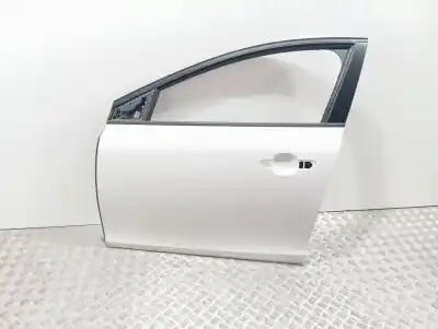 Second-hand car spare part left front door for volvo v40 básico oem iam references 32321018