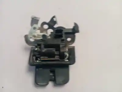 Second-hand car spare part trunk lock for audi a3 sportback (8vf) basic oem iam references 8r0827505a