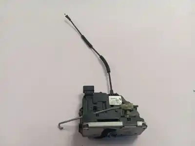 Second-hand car spare part front right door lock for opel meriva b cosmo oem iam references 13258274