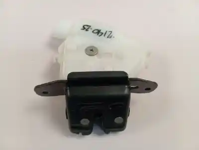 Second-hand car spare part trunk lock for toyota yaris active oem iam references 