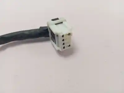 Second-hand car spare part left tailgate light for nissan note (e11e) acenta oem iam references 22016752  