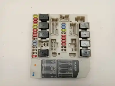 İkinci el araba yedek parçası RÖLE/SIGORTA KUTUSU için NISSAN NOTE (E11E)  OEM IAM referansları 284B7AX62A  