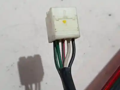 Second-hand car spare part right tailgate light for mazda premacy (cp) active7 oem iam references 22061908  