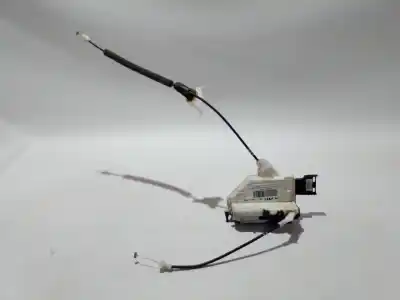 Peça sobressalente para automóvel em segunda mão fechadura da porta dianteira direita por peugeot 5008 premium referências oem iam a04099