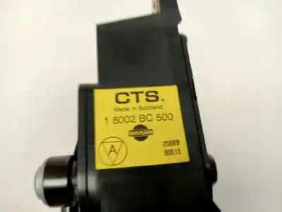 Second-hand car spare part accelerator pedal for nissan note (e11e) acenta oem iam references 18002bc500  