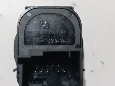 Pezzo di ricambio per auto di seconda mano controllo specchio per opel combo life elegance plus riferimenti oem iam 98673722zd  