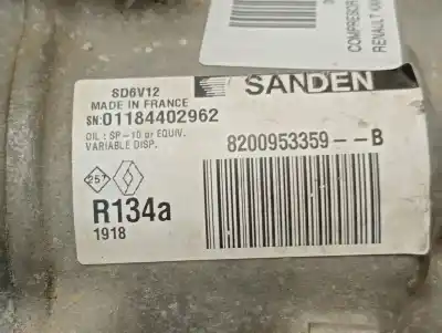 Pezzo di ricambio per auto di seconda mano compressore aria condizionata per renault kangoo ii (f/kw0) emotion 75 cv / 55 kw riferimenti oem iam 8200953359b  