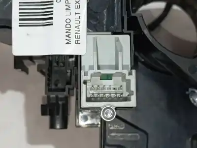 Pezzo di ricambio per auto di seconda mano comando pulito per renault express advance riferimenti oem iam 255676114r  