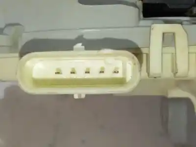 Автозапчастина б/у замок передній праві двері для audi a5 coupe (8t) 2.0 tdi (140kw) посилання на oem iam a046879  