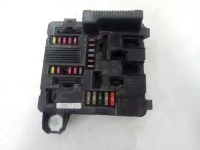 Pezzo di ricambio per auto di seconda mano scatola relè/fusibili per renault scénic ii (jm0/1_) 2.0 (jm05, jm0u, jm1n, jm1u, jm2v) riferimenti oem iam s118399200g  