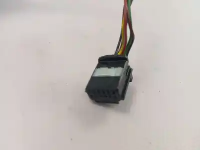 Peça sobressalente para automóvel em segunda mão espelho retrovisor esquerdo por renault clio v equilibre referências oem iam   