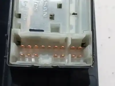 Second-hand car spare part left front power window switch for nissan note acenta oem iam references 809613ar1a  