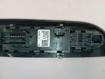 Second-hand car spare part left front power window switch for opel corsa f hm05 oem iam references 96788281zd  