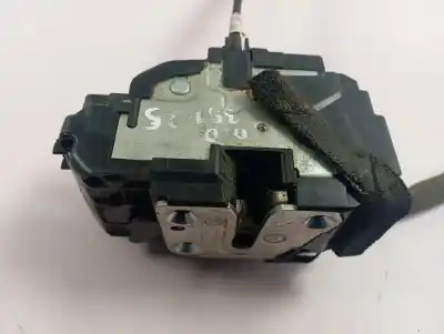 Second-hand car spare part front right door lock for nissan note tekna sport oem iam references   