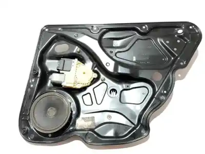 Pezzo di ricambio per auto di seconda mano ALZACRISTALLI POSTERIORE DESTRO per VOLKSWAGEN PASSAT BERLINA (362) CFF Riferimenti OEM IAM 919304320  