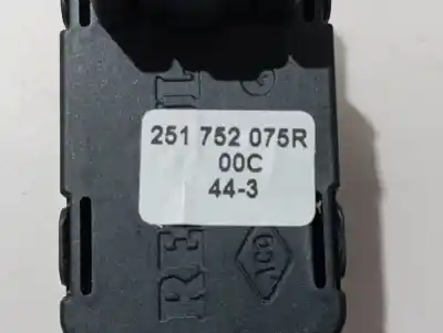 Автозапчасти б/у электрический стояночный тормоз за renault megane iv berlina 5p megane iv berlina fase 1 ссылки oem iam 251752075r  