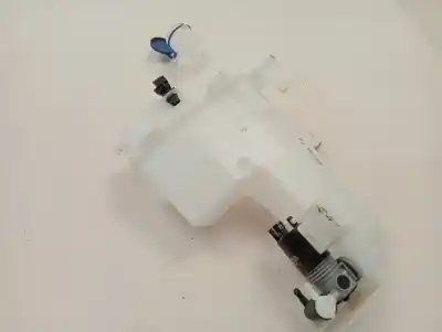 Peça sobressalente para automóvel em segunda mão depósito do limpa vidros por toyota yaris (xp21) hybrid style referências oem iam 