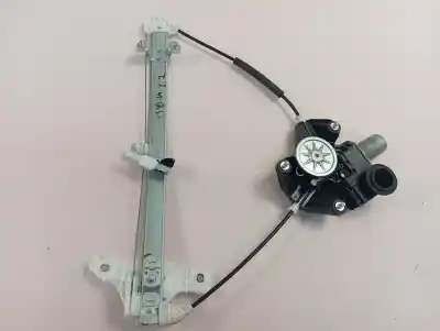 Peça sobressalente para automóvel em segunda mão elevador de vidros traseiro esquerdo por toyota yaris (xp21) hybrid style referências oem iam 857200d560