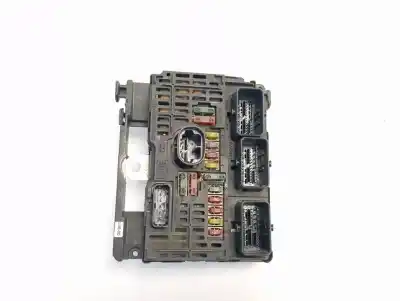 İkinci el araba yedek parçası RÖLE/SIGORTA KUTUSU için CITROEN C4 BERLINA Collection OEM IAM referansları 9658539680  