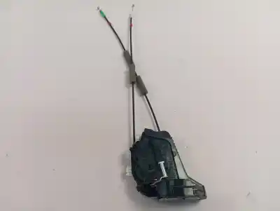 Peça sobressalente para automóvel em segunda mão fechadura da porta traseira esquerda por toyota yaris (xp21) hybrid style referências oem iam m7314480m6