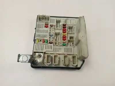 Peça sobressalente para automóvel em segunda mão Caixa De Fusíveis E Relés por RENAULT KANGOO II (F/KW0) K9K E8 Referências OEM IAM 8200451902  