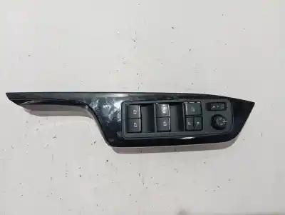 Second-hand car spare part LEFT FRONT POWER WINDOW SWITCH for TOYOTA C-HR (X10)  OEM IAM references 515818B  