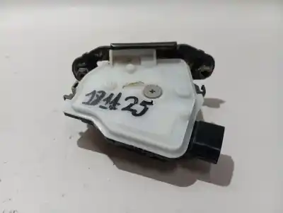 Peça sobressalente para automóvel em segunda mão fechadura do mala por toyota corolla (e21) hybrid style referências oem iam 6935002100  