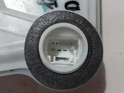 Second-hand car spare part left front door lock for toyota corolla (e21) hybrid style oem iam references   