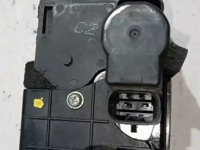 Second-hand car spare part front right door lock for ssangyong korando limited 4x2 oem iam references a081876  