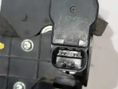 Second-hand car spare part rear right door lock for ssangyong korando 2.3 tdi oem iam references a081876  