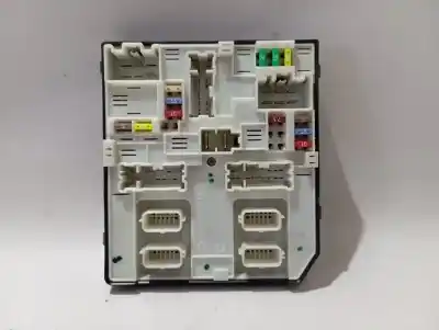 Pezzo di ricambio per auto di seconda mano SCATOLA RELÈ/FUSIBILI per RENAULT ZOE 5AM B4 Riferimenti OEM IAM 284B62494R  