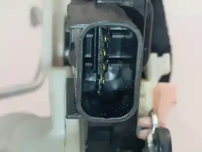 Second-hand car spare part rear right door lock for kia picanto basic oem iam references   