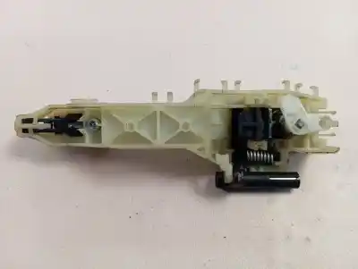 Second-hand car spare part exterior left front door handle for kia picanto basic oem iam references   