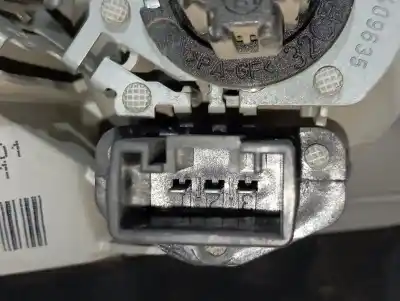 Second-hand car spare part interior left tailgate light for bmw x3 (e83) 2.0d oem iam references 63213418441  