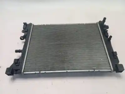 Second-hand car spare part water radiator for renault zoe zen 58 cv / 43 kw oem iam references 8a7560400