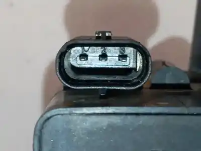 Автозапчастина б/у водяна бомба для audi q3 (8ug) basis quattro посилання на oem iam 5q0965561b  