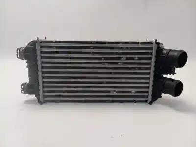 İkinci el araba yedek parçası INTERCOOLER için PEUGEOT 208 (P2) YH01 OEM IAM referansları 9824742280  