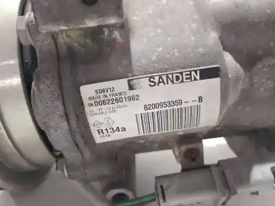 Second-hand car spare part air conditioning compressor for renault kangoo ii (f/kw0) dynamique 106 cv / 78 kw oem iam references 8200953359b   Second-hand car spare part air conditioning compressor for renault kangoo ii (f/kw0) dynamique 106 cv / 78 kw oem iam references 8200953359b