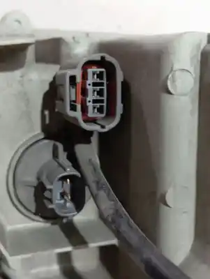 Second-hand car spare part left headlight for mazda premacy (cp) td active oem iam references p1990l  