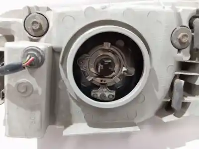 Second-hand car spare part right headlight for mazda premacy (cp) td active oem iam references p1990r  