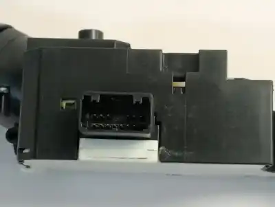 Peça sobressalente para automóvel em segunda mão comutador de luzes por nissan nt 500 referências oem iam   