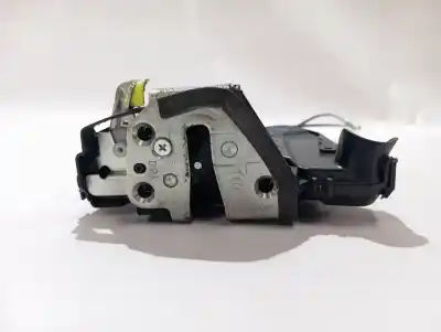 Tweedehands auto-onderdeel linker voordeur slot voor toyota auris hybrid active oem iam-referenties a046693