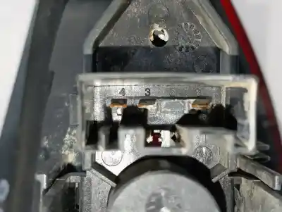 Peça sobressalente para automóvel em segunda mão farolim interior traseiro direito por bmw x1 (e84) xdrive 18d referências oem iam rh03426500  