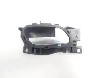 Peça sobressalente para automóvel em segunda mão Puxador Interior Traseiro Direito por PEUGEOT 208 1.2 12V VTi Referências OEM IAM   