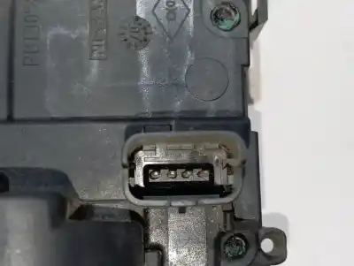 Автозапчастина б/у замок передніх дверей лівий для renault clio iii pack authentique посилання на oem iam 300123f  