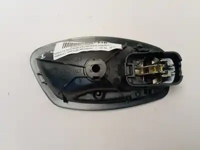 Peça sobressalente para automóvel em segunda mão puxador interior dianteiro esquerdo por renault captur adventure referências oem iam 806700006r  