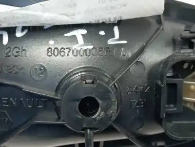 Peça sobressalente para automóvel em segunda mão puxador interior traseiro esquerdo por renault captur adventure referências oem iam 806700006r  