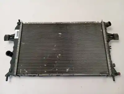 Pezzo di ricambio per auto di seconda mano Radiatore D Acqua per OPEL ZAFIRA A Design Edition Riferimenti OEM IAM 09157937  
